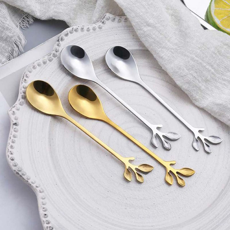 قاشق چای خوری طلایی دسته برگی بسته 6عددی محصول وارداتی