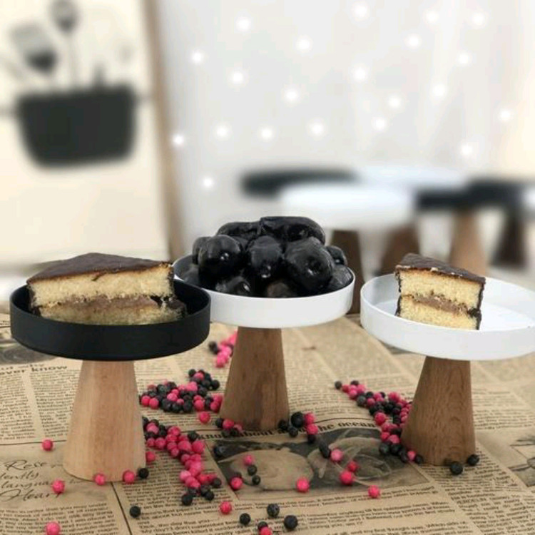 خرماخوری فلزی پایه چوبی نگارا