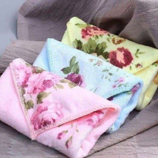 دستمال حوله ای گلدار طرح انگلیش هوم بسته 3عددی