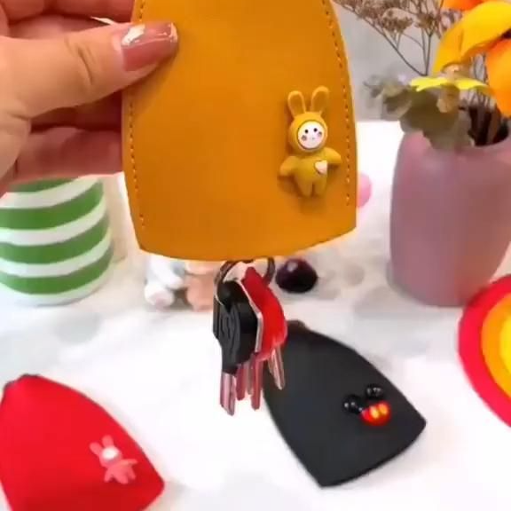 جاکلیدی چرمی