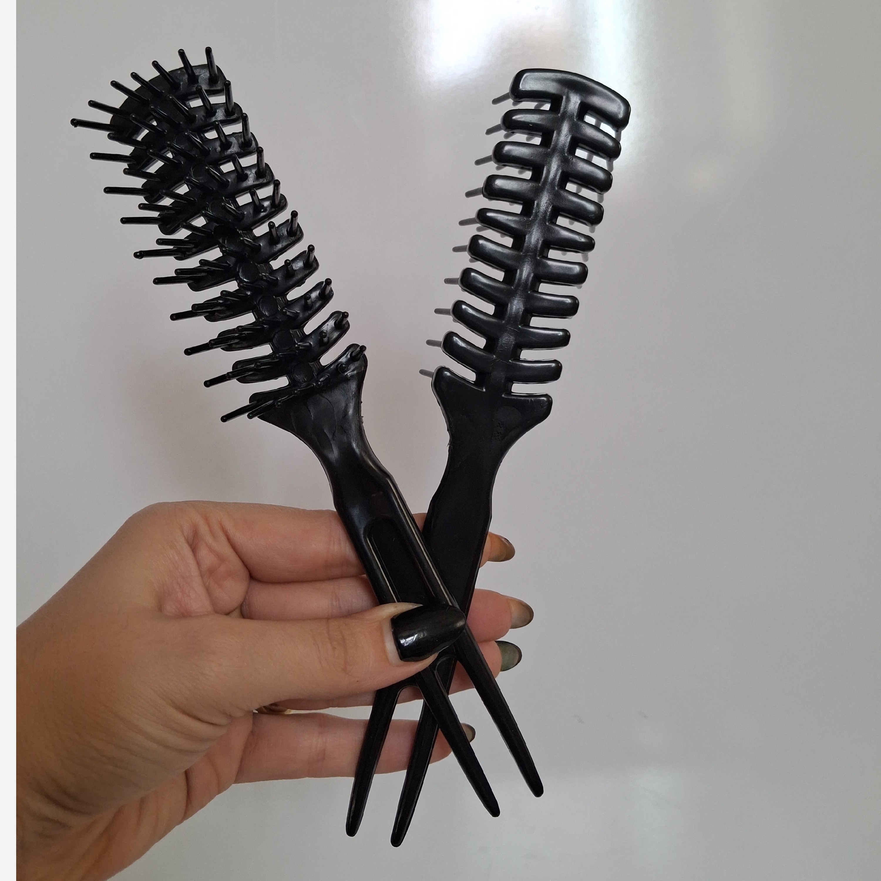 برس دوشاخ حالت دهنده و جدا کننده مو(قیمت مناسب،عرضه مستقیم)